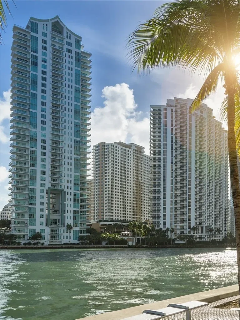 Top 5 Most Walkable Neighborhoods in Miami