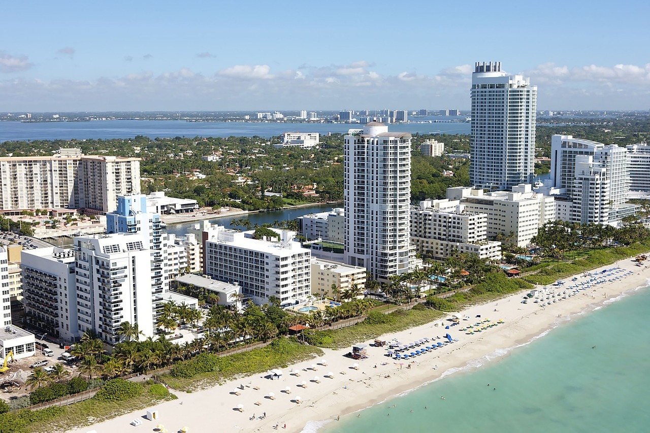 beaches-near-brickell-miami