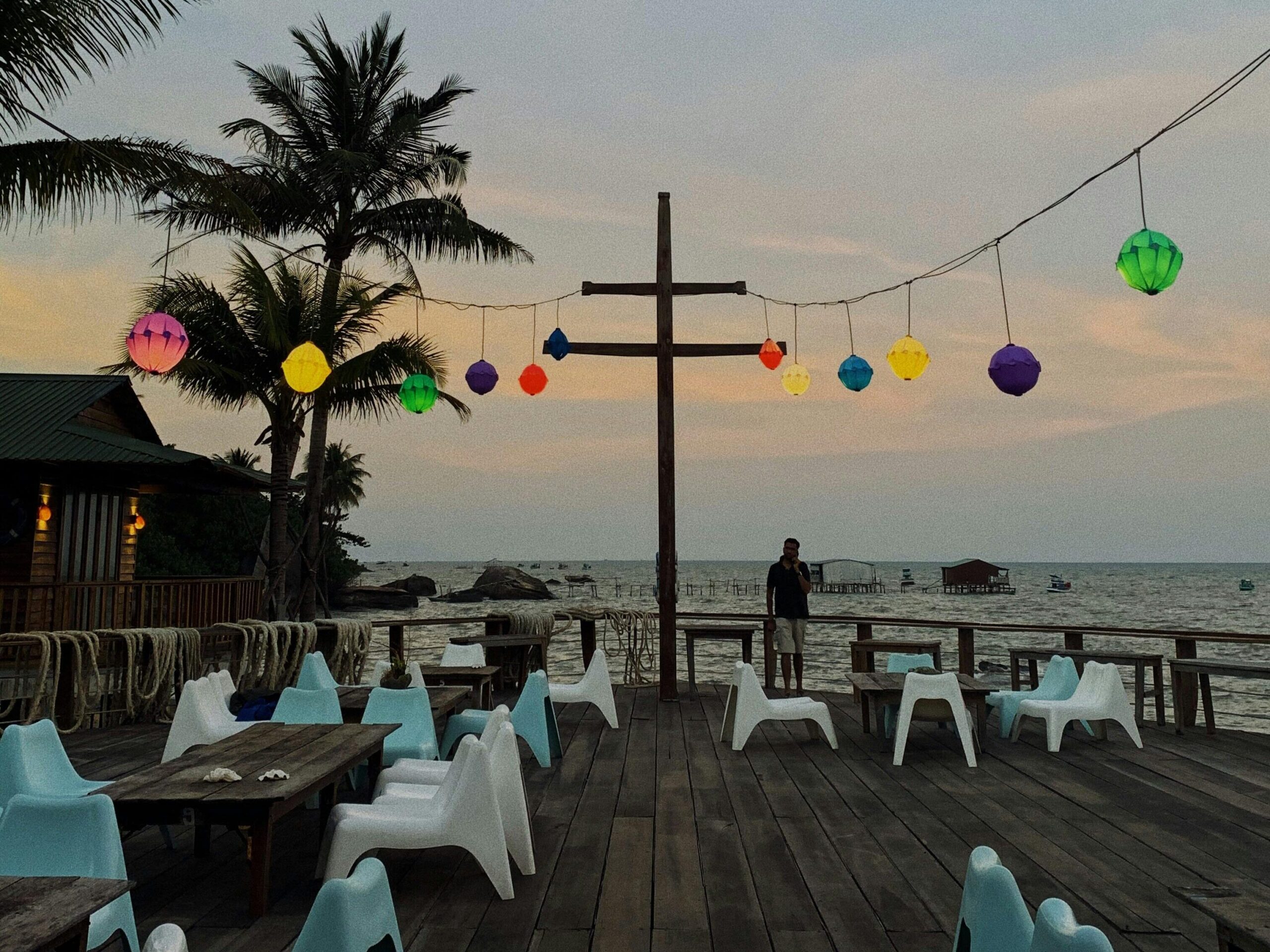 beachfront-restaurant-miami